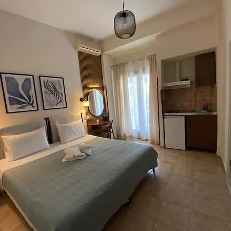 αργω Aparthotel 3*