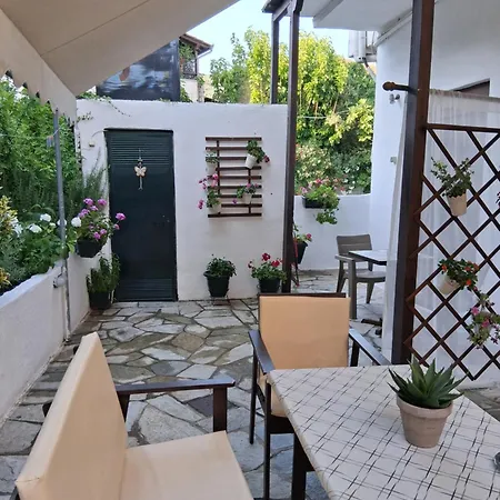 Апарт-отель αργω 3*